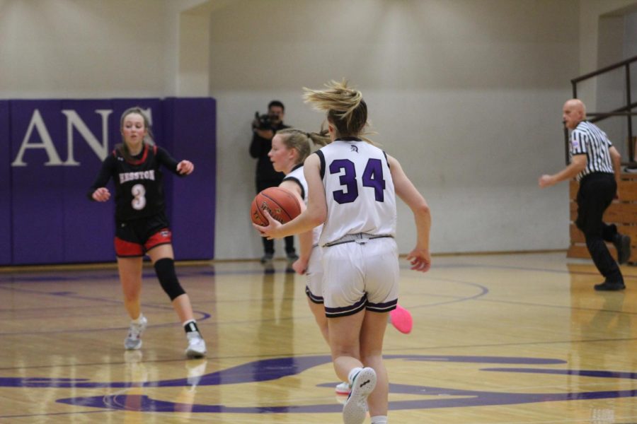 Girls Basketball vs Hesston Photo Gallery